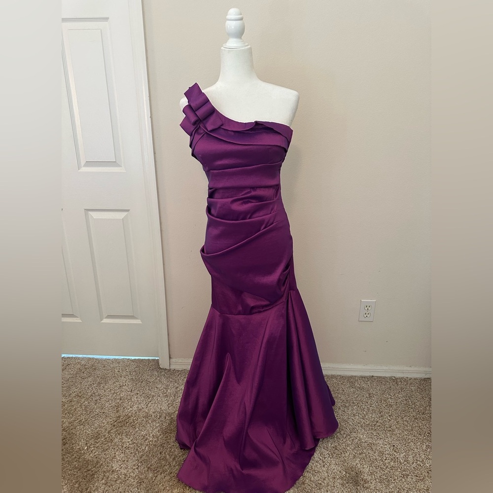 Vtg Betsy & Adam Purple One Shoulder Long Evening Dress Sz 8 Trumpet Prom Formal